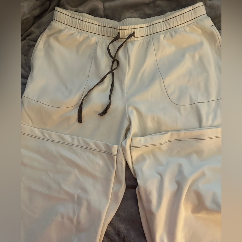 Anybody’s women fleece star embossed lounge pants